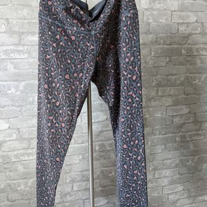 Victoria's Secret Cheetah Leggings